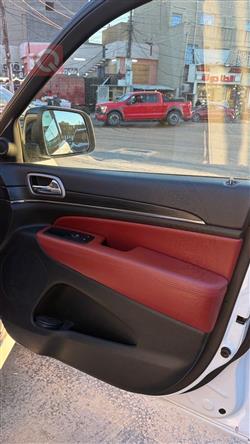 جيب جراند شيروكي